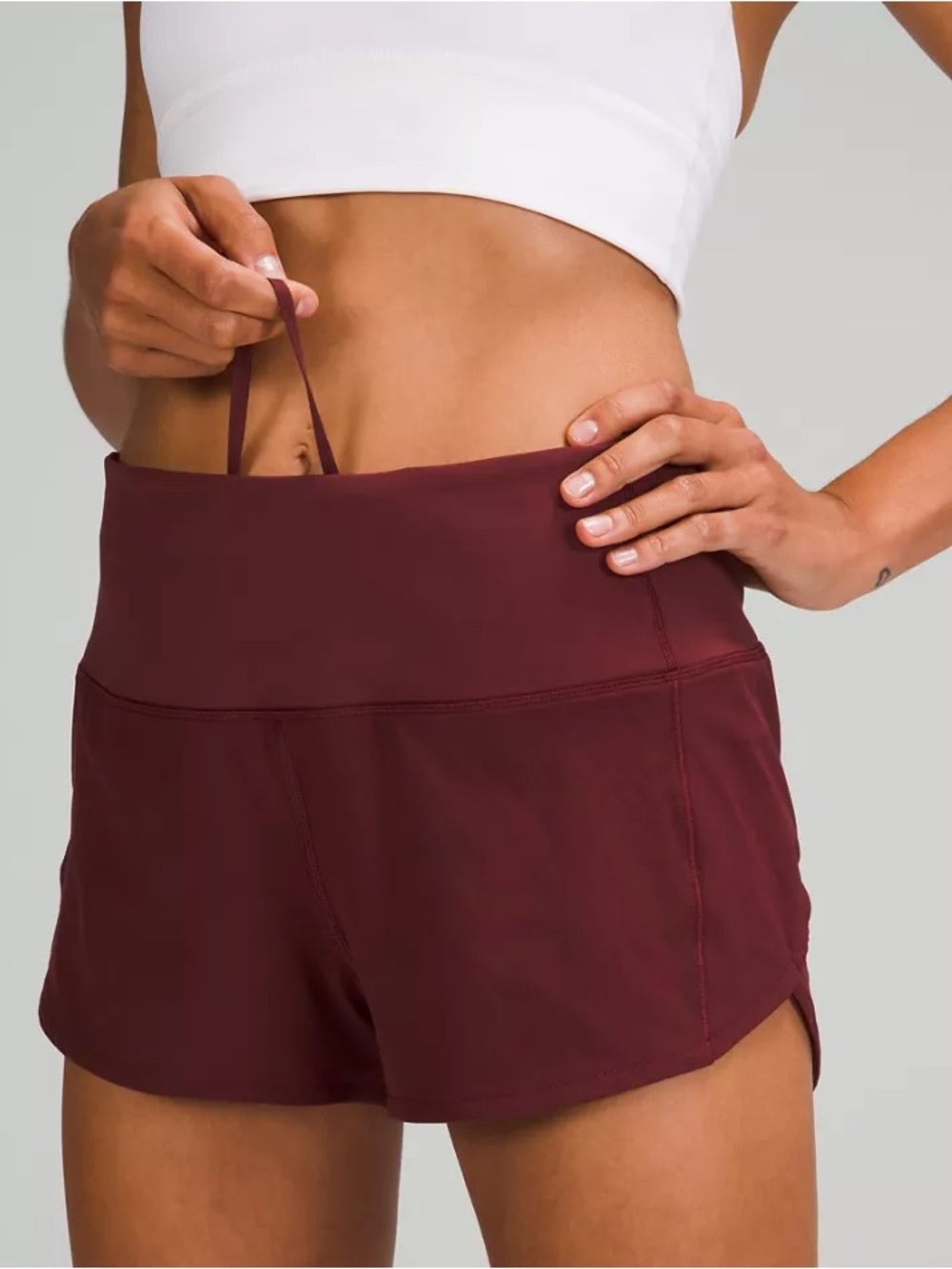 Size 4 TALL Lululemon speed upHigh-Rise lined Performance Shorts - Burgundy